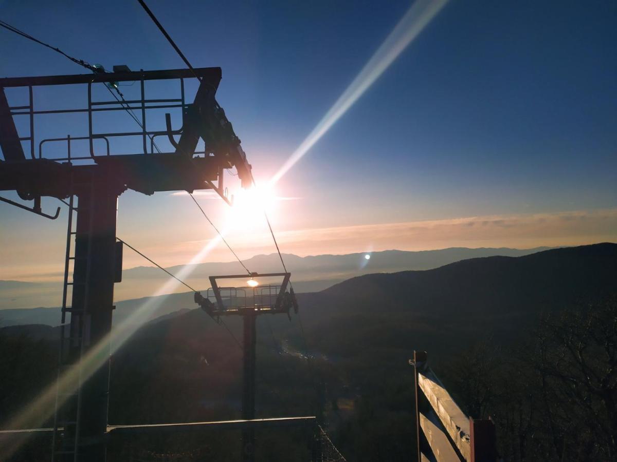 Great Mountain B&B Platak Εξωτερικό φωτογραφία